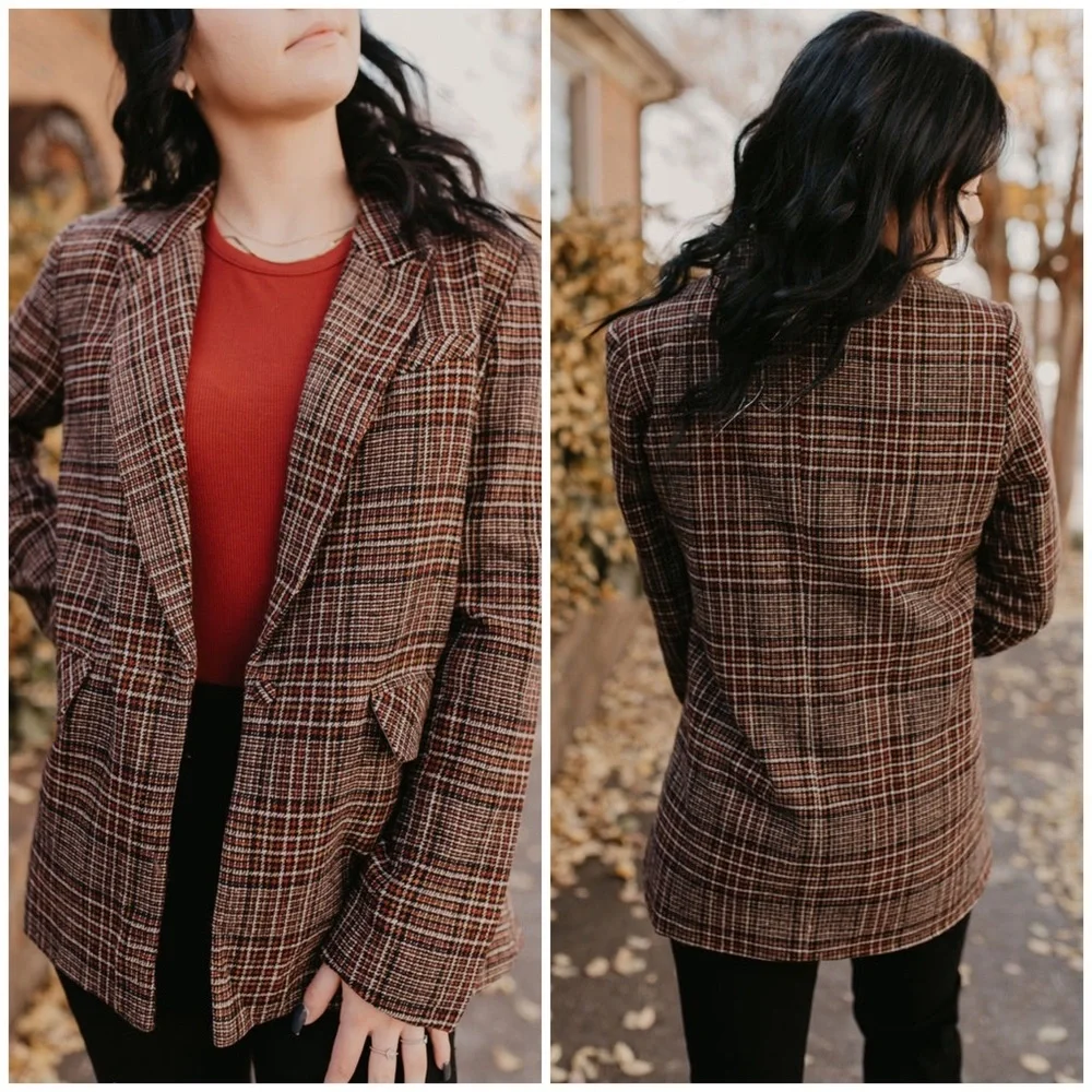 PEACH LOVE CALIFORNIA Vintage Chic Plaid Oversized Blazer - Picture 6 of 12